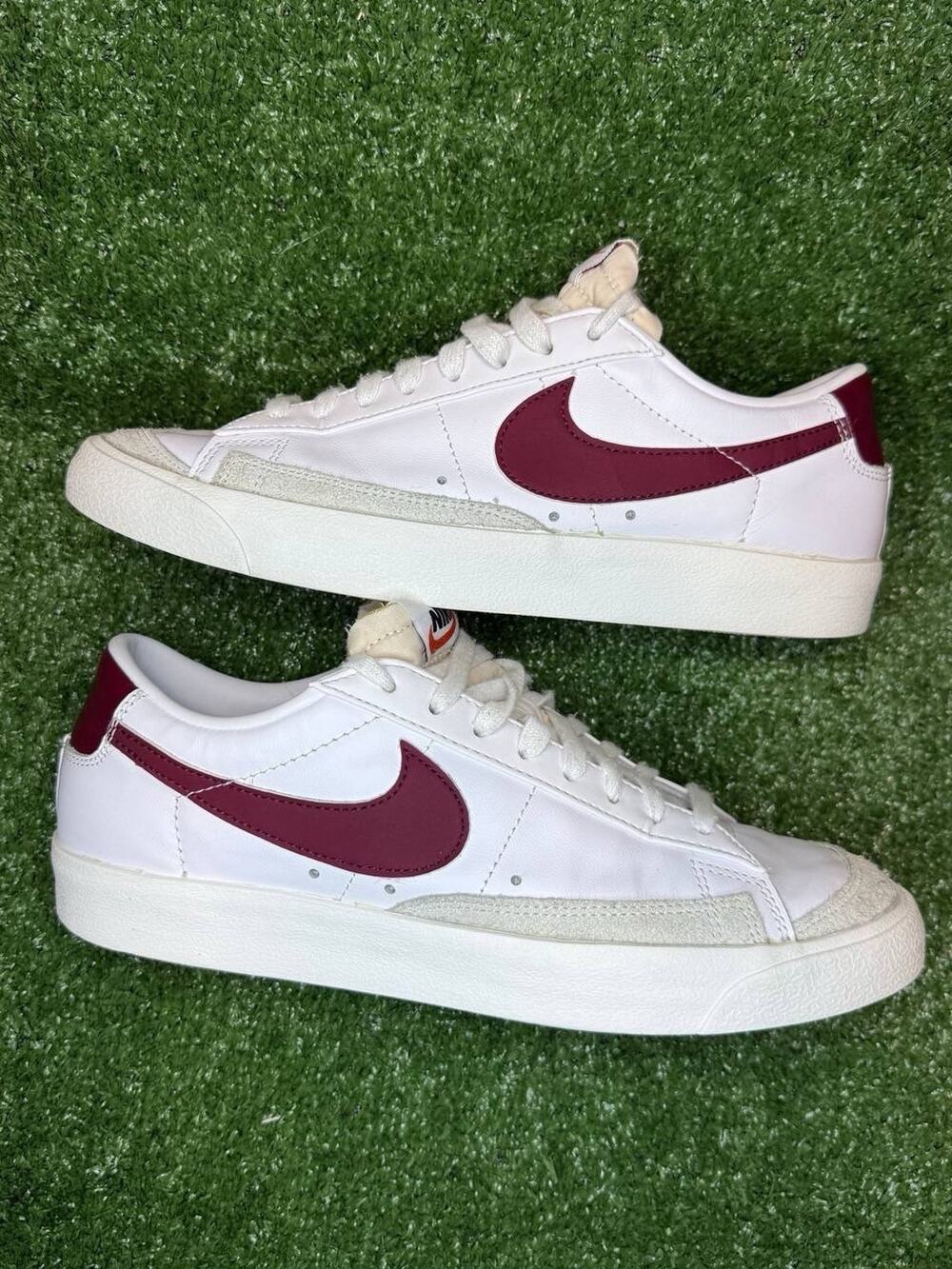 Nike Blazer Low '77 Vintage Men's Sneakers 8,5 White Lace Up Shoes